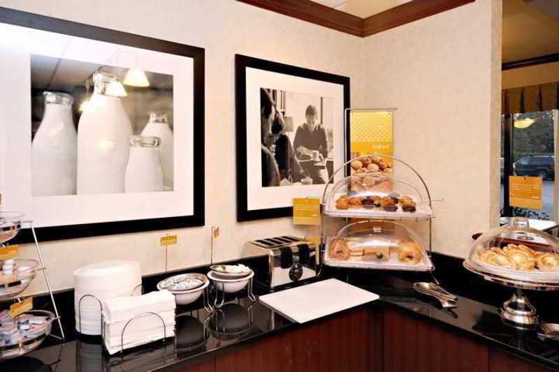 Hampton Inn Atlanta-Cumberland Mall/Cobb Galleria Area Smyrna Restaurace fotografie